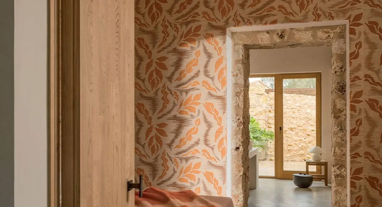 Lowry Hill Wallcovering
